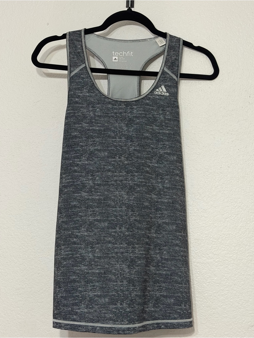 Adidas Techfit Heather Gray Racerback Athletic Tank — Women’s Small
